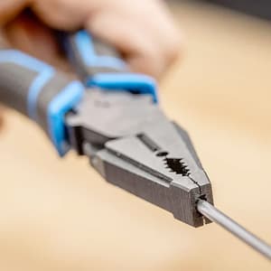 Hogert 8 inch / 210 mm Professional Crimping Plier, HT1P245
