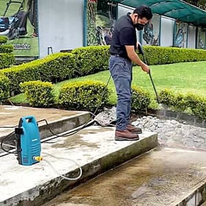 Makita 10 MPa (100 Bar) High Pressure Washer, HW101