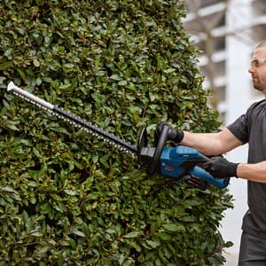 Bosch 18V Professional Cordless Hedgecutter (Bare Tool), GHE 18V-60