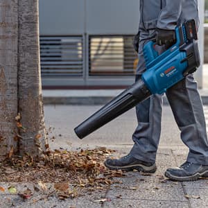 Bosch 18V Professional Cordless Leaf Blower (Bare Tool), GBL 18V-750