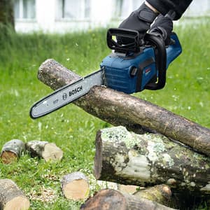 Bosch 18V Professional Cordless Chainsaw (Bare Tool), GKE 18V-40