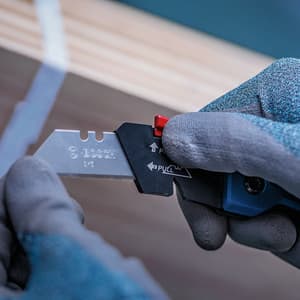 Bosch 37 mm Folding Knife with One-Hand Operation, 1 600 A03 AC3