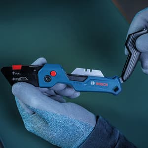 Bosch 37 mm Folding Knife with One-Hand Operation, 1 600 A03 AC3