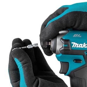 Makita 40V max XGT BL 220 Nm Cordless Impact Driver with Rapid Charger & 2 Pcs 2.0 Ah Batteries, TD003GA201