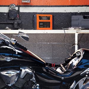 Black+Decker 2/8/12 Amp 3 Speed Automatic Battery Charger & Manual Control, BC12-B2