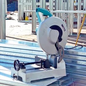 Makita 305 mm / 12 Inch 1750 W Metal Cutting Saw, LC1230