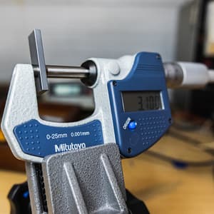 Mitutoyo 0 - 25 mm Digital Micrometer Without Data Output, 293-821-30