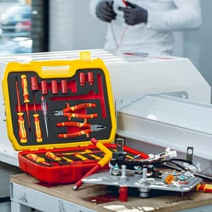 Hogert 25 Pcs Insulated Tool Set (VDE), HT1E101