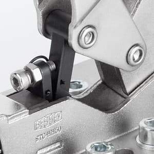 Bessey 35 mm Vertical Toggle Clamp with Open Arm & Horizontal Base Plate, STC-VH20