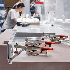 Bessey 35 mm Horizontal Toggle Clamp with Open Arm & Horizontal Base Plate, STC-HH20