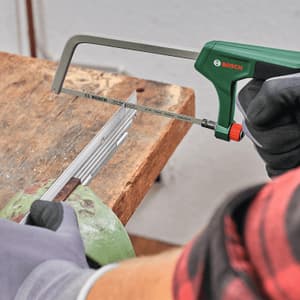 Bosch 150 mm / 6 inch Small Hacksaw With Handle, 1 600 A02 ZA7
