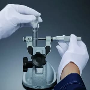 Mitutoyo 25 - 50 mm Non-Rotating Spindle Universal Micrometer, 116-102-10