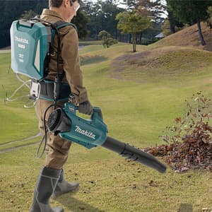 Makita 24 N Battery Powered Variable Speed Blower (Bare Tool), UB003CZ