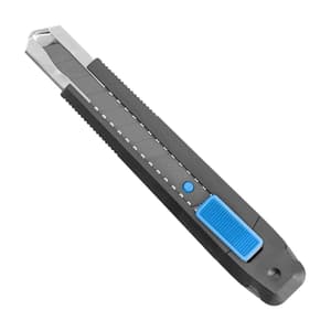Hogert 18 mm Snap - Off Blade Knife With Plastic Clip, HT4C629