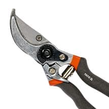 Pruner