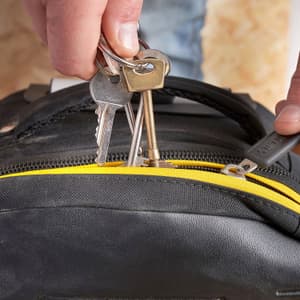 Stanley 20kg Load Capacity Fatmax Heavy-Duty Tool Backpack On Wheels, 1-79-215