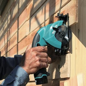 Makita 85 mm (3-3/8") Cordless Circular Saw (Bare Tool), HS300DZ